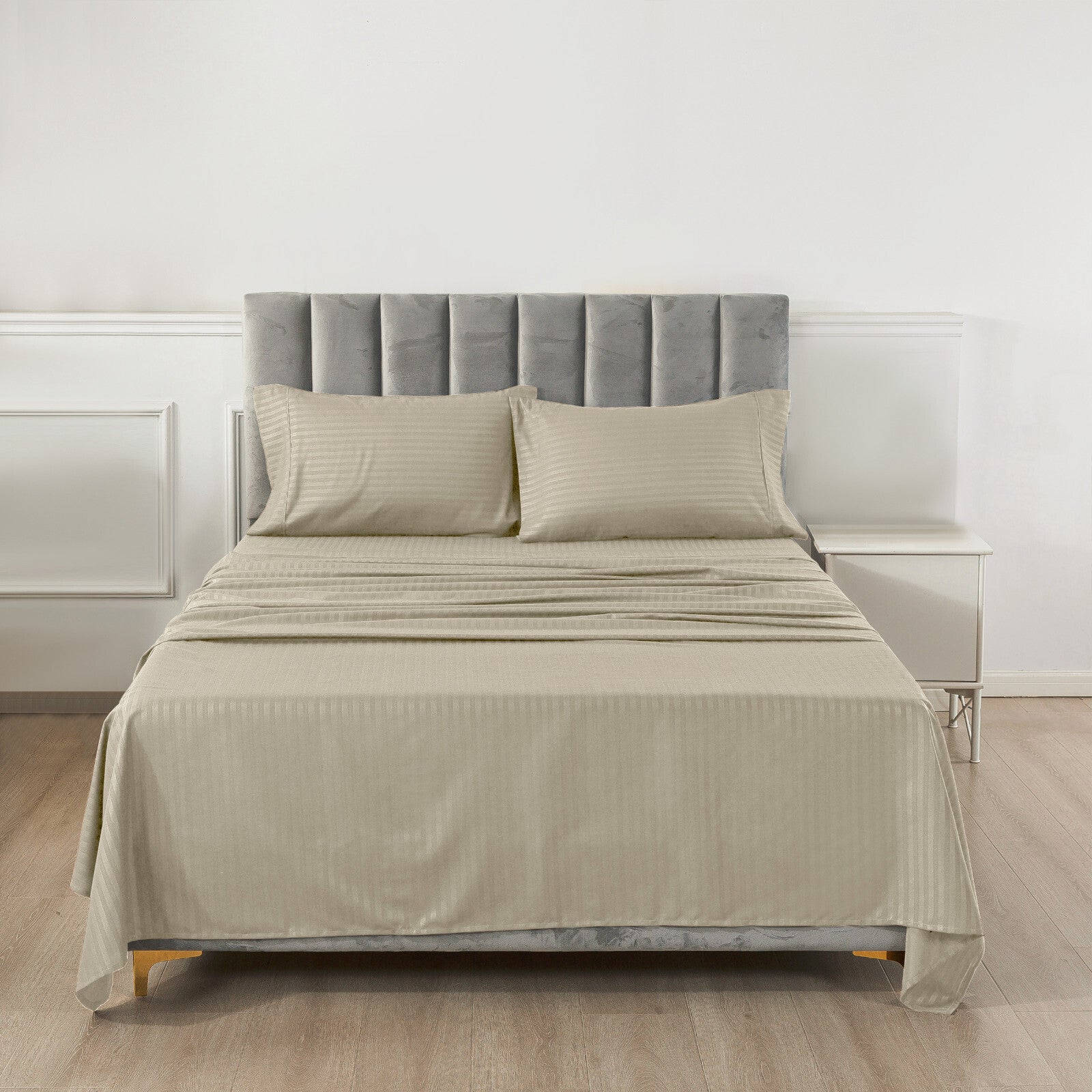 4 Piece Bed Sheet Set Deep Pocket 1800 Series Hotel Bed Sheet Microfiber Comfort